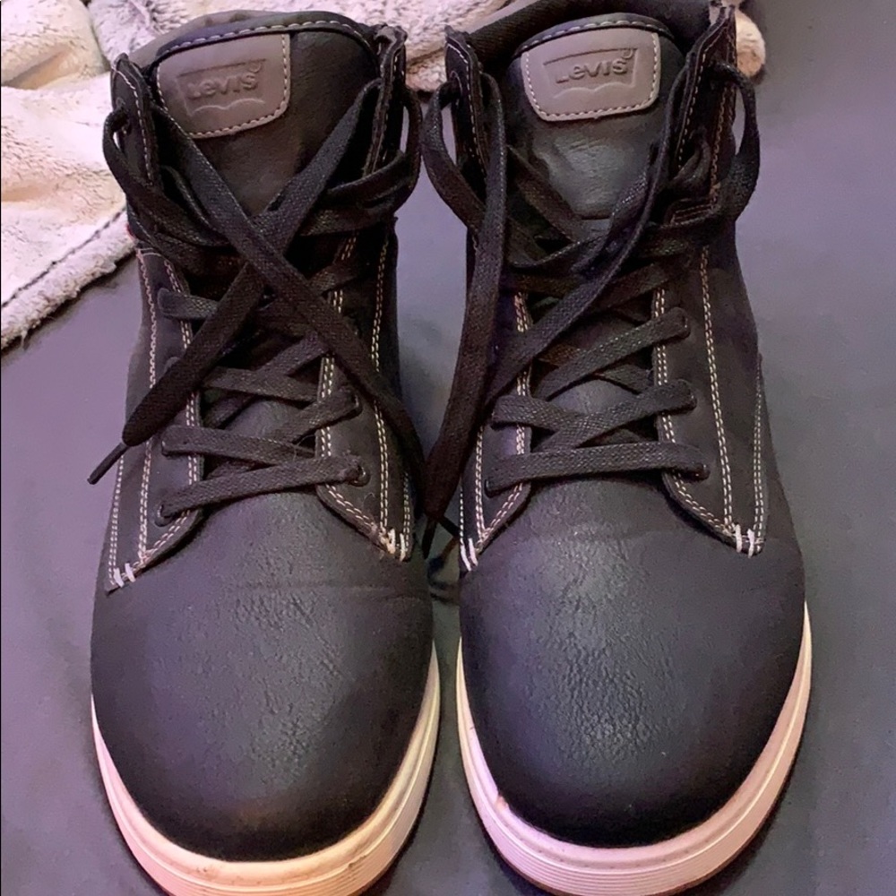 Levi’s High Top Sneakers